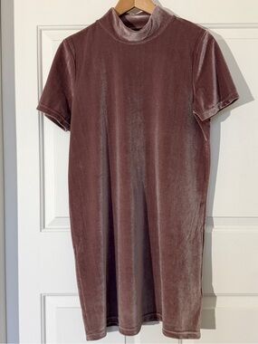 Madewell Velvet Shift Dress in Dusty Rose
